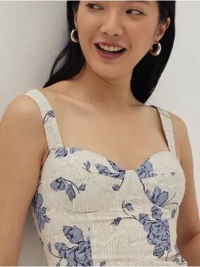Love, Bonito Janet Padded Bustier Top. Size 4